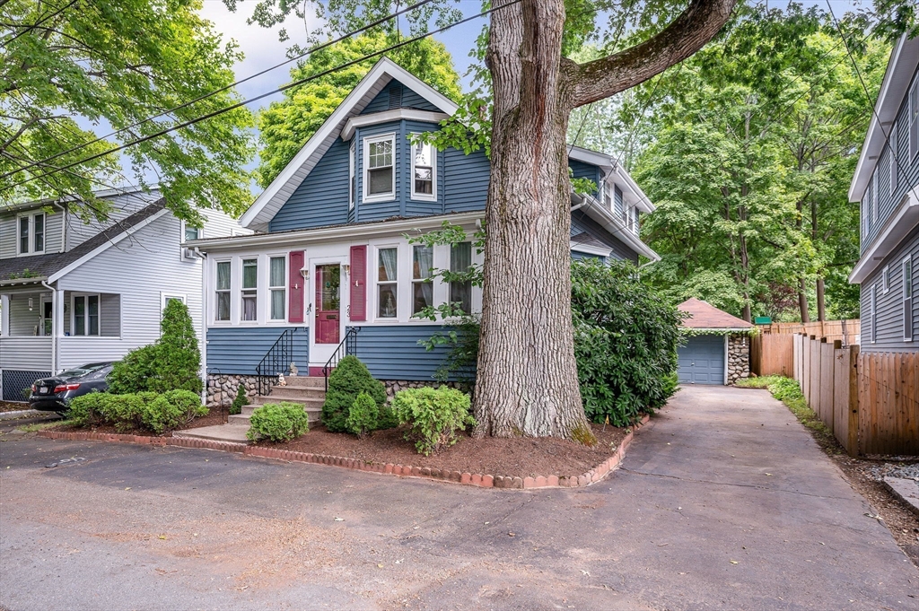 23 Intervale Avenue Saugus, MA 01906 - Photo 2 of 30