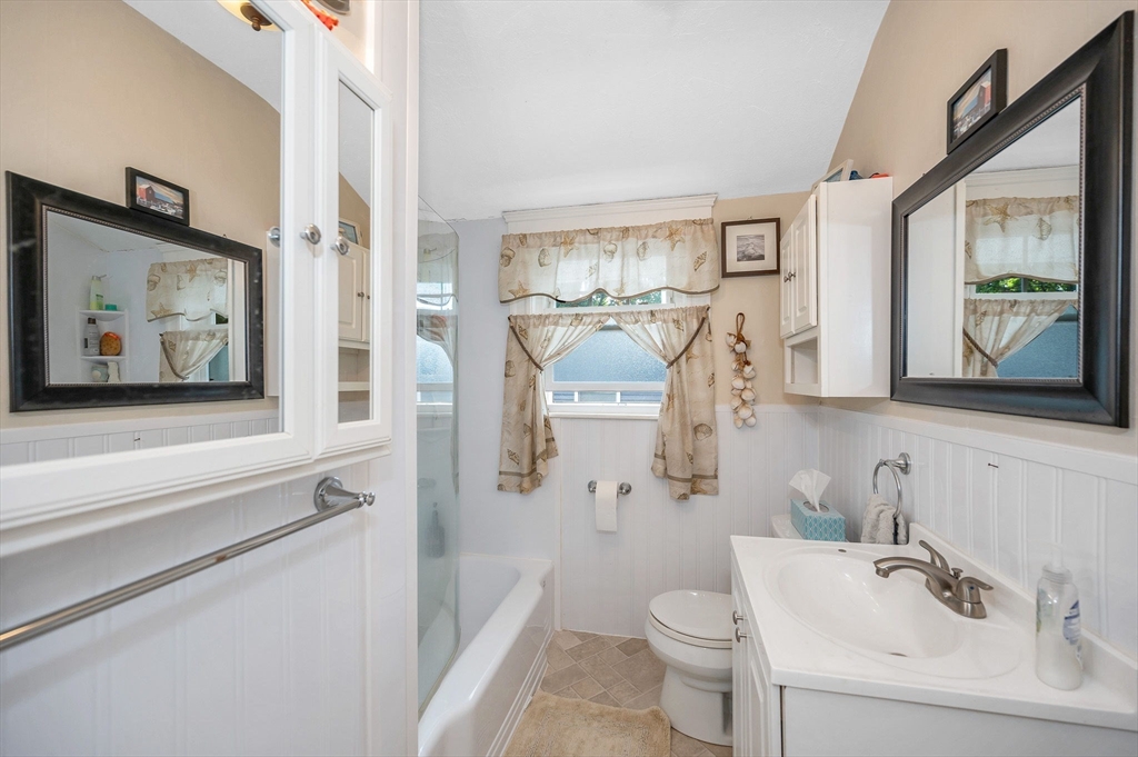 23 Intervale Avenue Saugus, MA 01906 - Photo 23 of 30