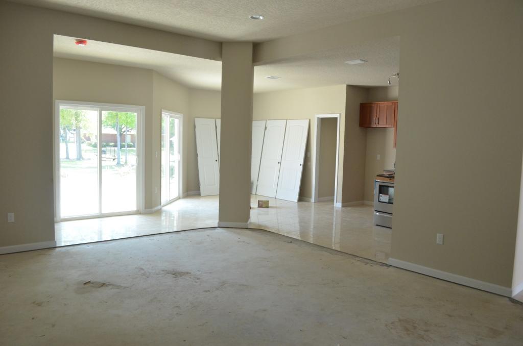 4604 Hermosa Road Crestview, FL 32539 - Photo 6 of 12 a view of an empty room with a window