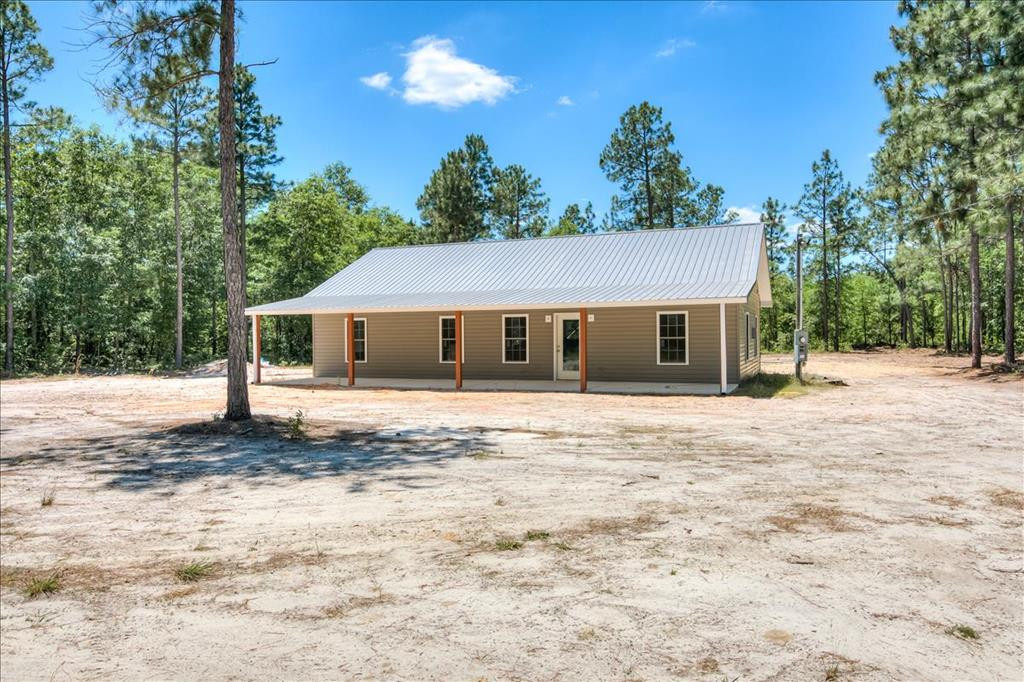 637 Seivern Road Wagener, SC 29164 - Photo 1 of 9 Main View