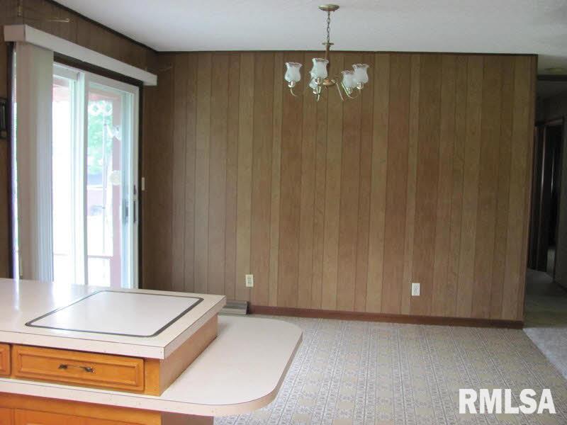 310 Red Marion, IL 62959 - Photo 4 of 15 Gallery Image 4