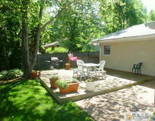 19 Wheeler Road Kendall Park, NJ 08824 - Photo 8 of 8 Gallery Image 8