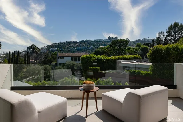 $4,995,000 | 2608 Zorada Drive, Los Angeles, CA 90046