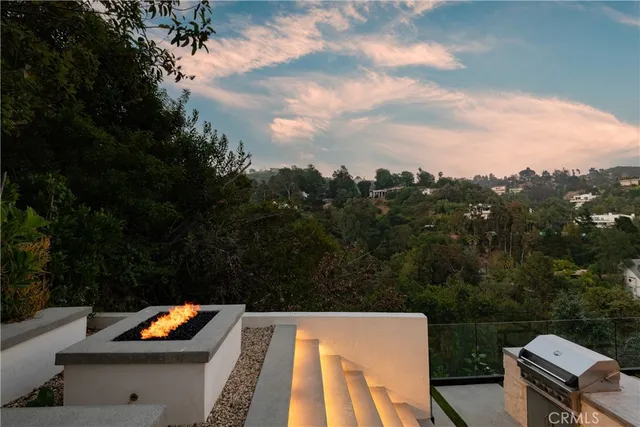 $4,995,000 | 2608 Zorada Drive, Los Angeles, CA 90046