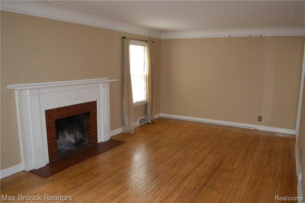 53 Amherst Road Pleasant Ridge, MI 48069 - Photo 11 of 20