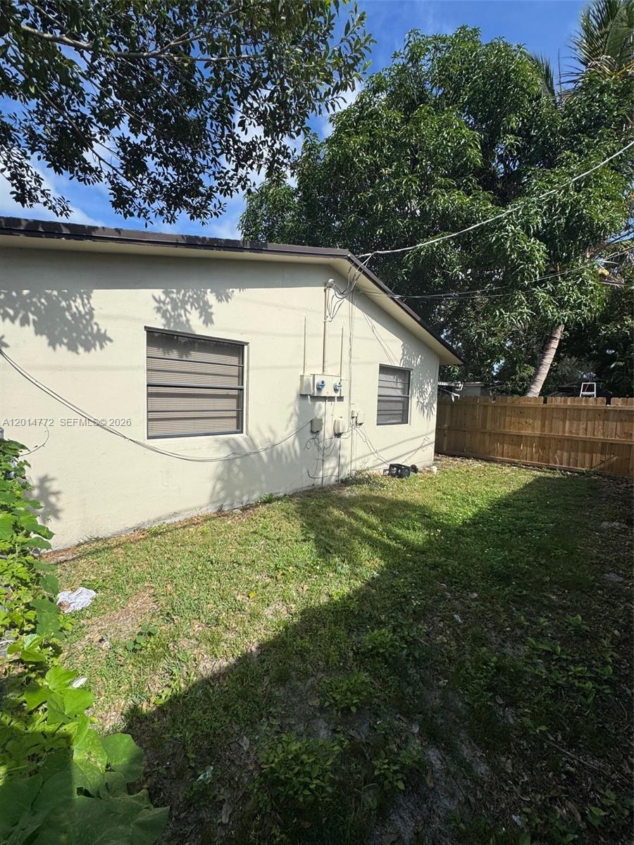 6134 Southwest 40th Court Miramar, FL 33023 - Photo 8 of 15
