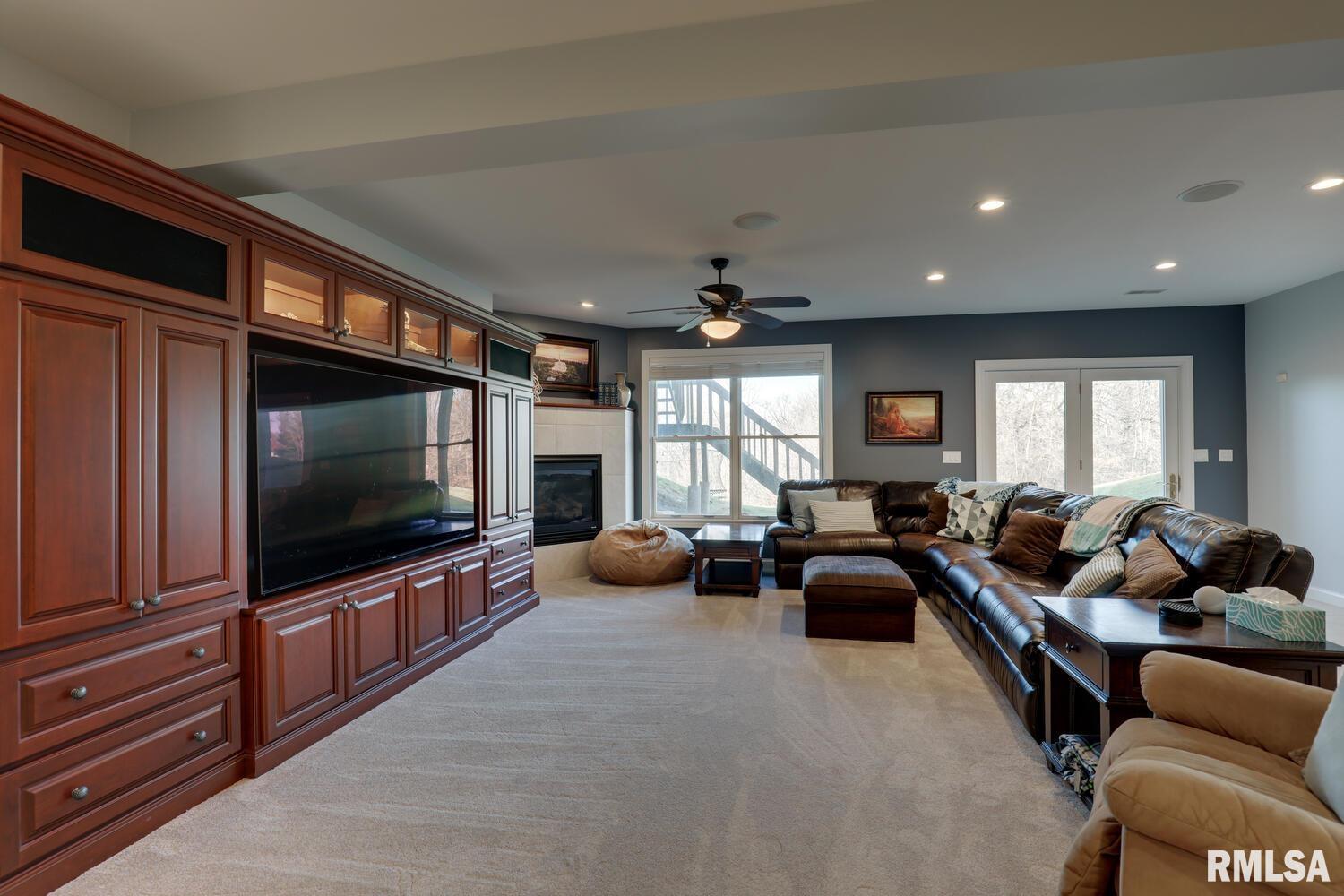 2815 Cheswick Road Quincy, IL 62301 - Photo 8 of 32