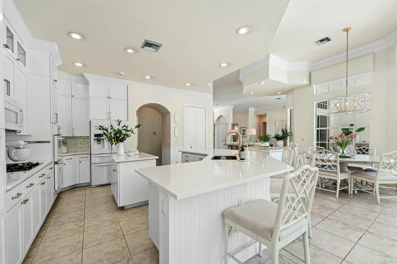 5980 Our Robbies Road Jupiter, FL 33458 - Photo 19 of 57 014-5980OurRobbiesRoad-Jupiter-FL-33458-