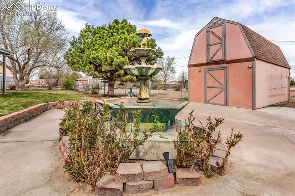 $449,000 | 29151 Hardin Road, Pueblo, CO 81006