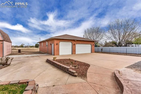 $449,000 | 29151 Hardin Road, Pueblo, CO 81006