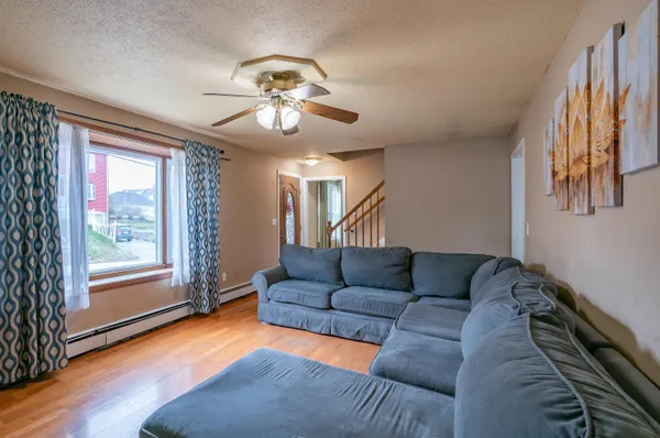 $499,000 | 31 Rosemont Avenue, Manchester, NH 03103