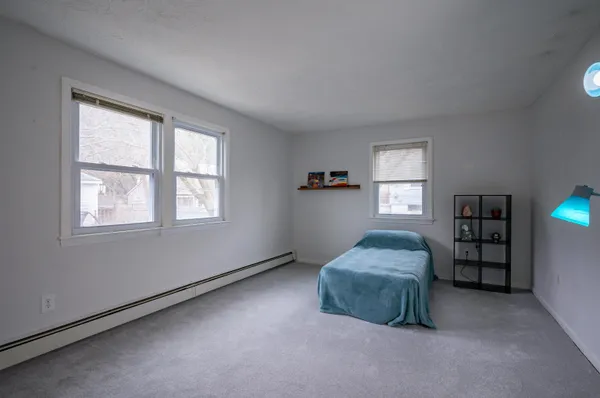 $499,000 | 31 Rosemont Avenue, Manchester, NH 03103