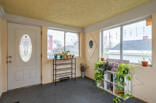 $499,000 | 31 Rosemont Avenue, Manchester, NH 03103