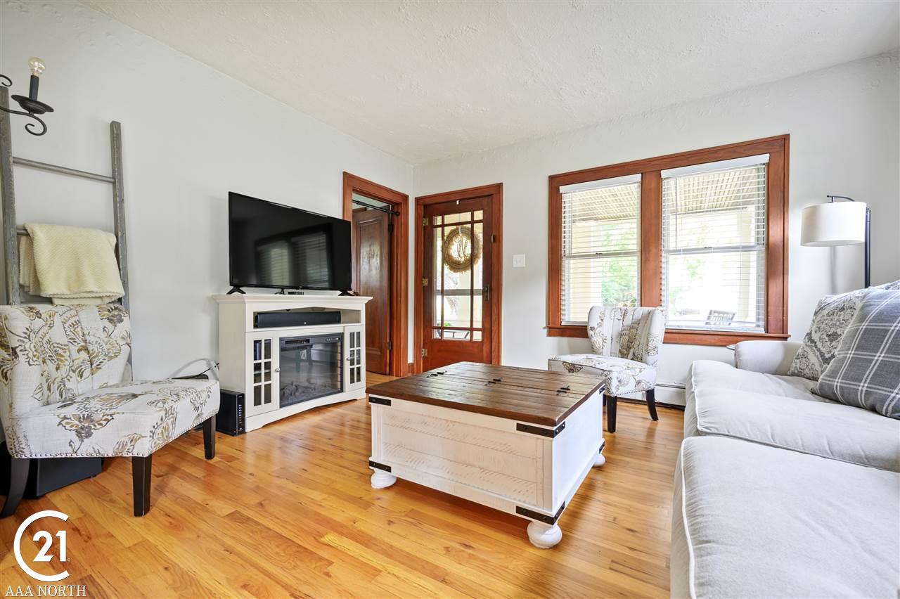 2866 Midvale Drive Rochester Hills, MI 48309 - Photo 6 of 36