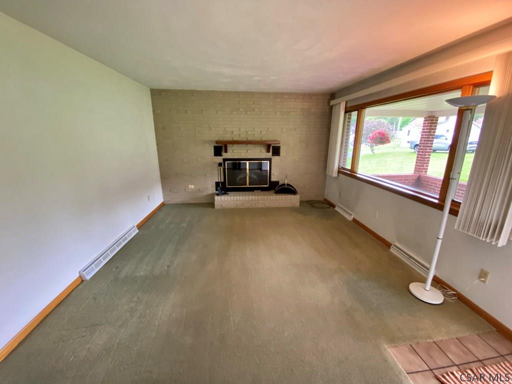 167 South R 2005 Windber, PA 15963 - Photo 2 of 33 Gallery Image 2