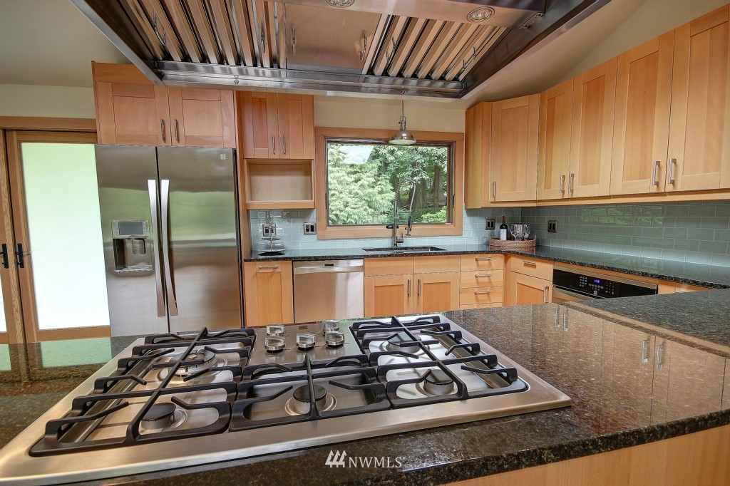 804 Timberlake Way Bellingham, WA 98229 - Photo 10 of 25 Gallery Image 10