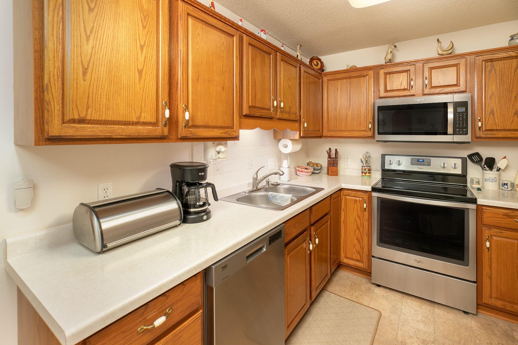 3323 7th Street Northwest Rochester, MN 55901 - Photo 11 of 34