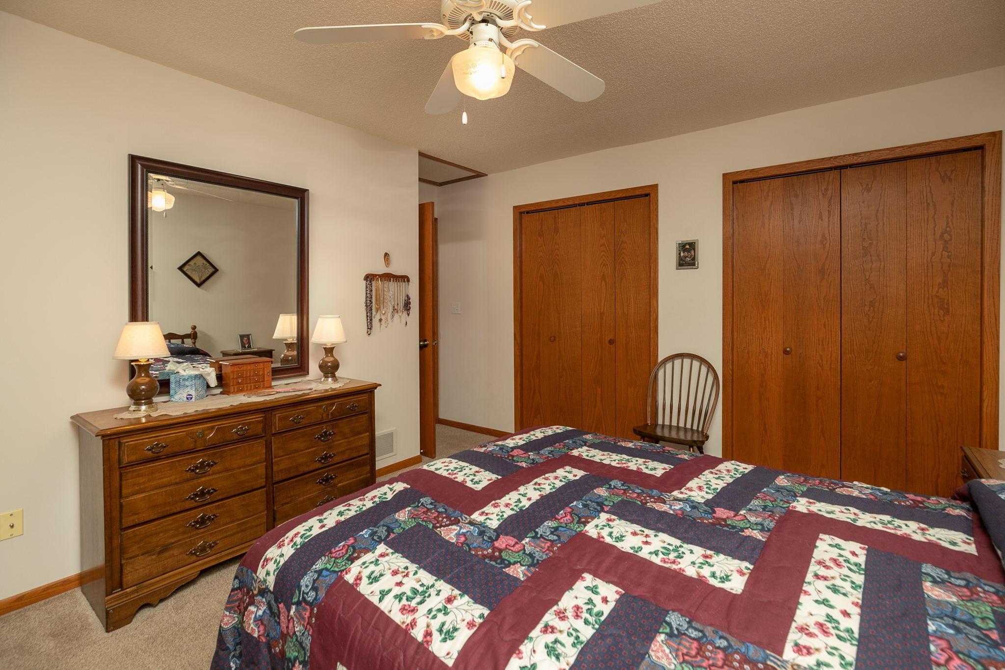 3323 7th Street Northwest Rochester, MN 55901 - Photo 15 of 34