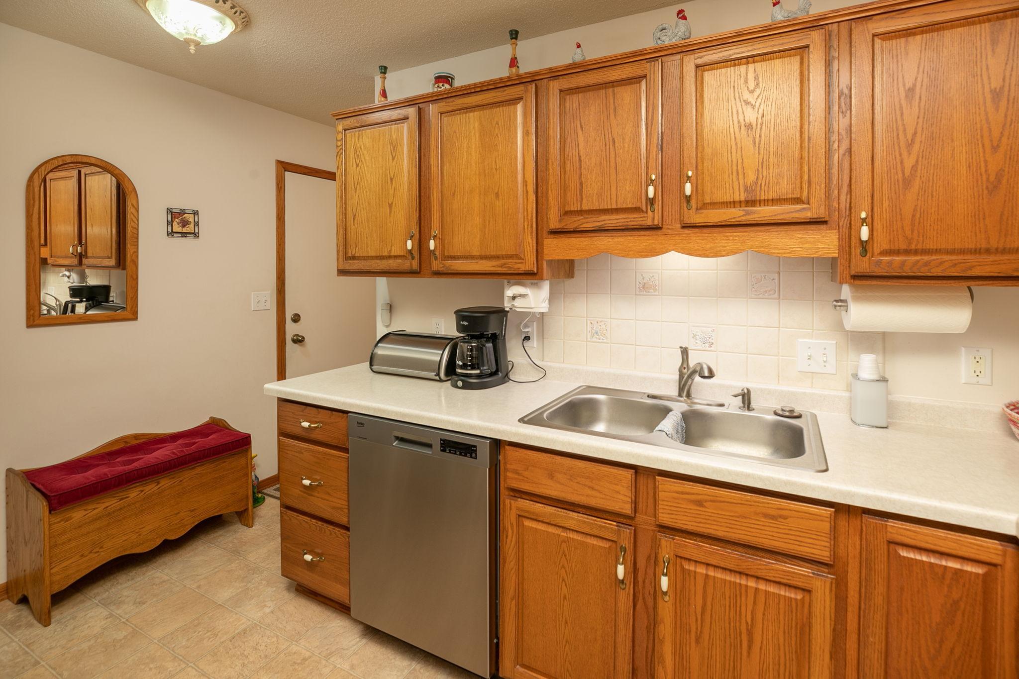 3323 7th Street Northwest Rochester, MN 55901 - Photo 10 of 34