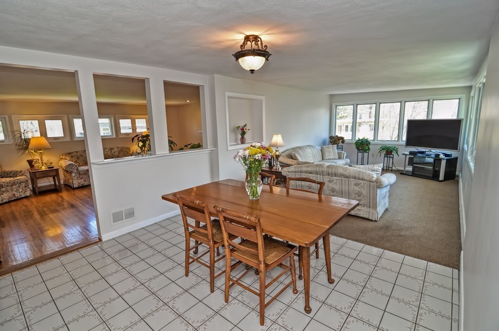 60 Walnut Road Swampscott, MA 01907 - Photo 11 of 30 Gallery Image 11
