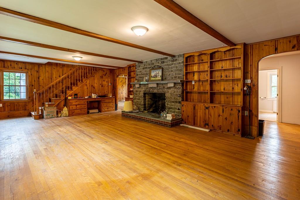 111 Hudson Road Bolton, MA 01740 - Photo 3 of 42