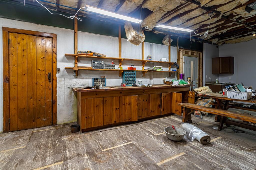 111 Hudson Road Bolton, MA 01740 - Photo 33 of 42