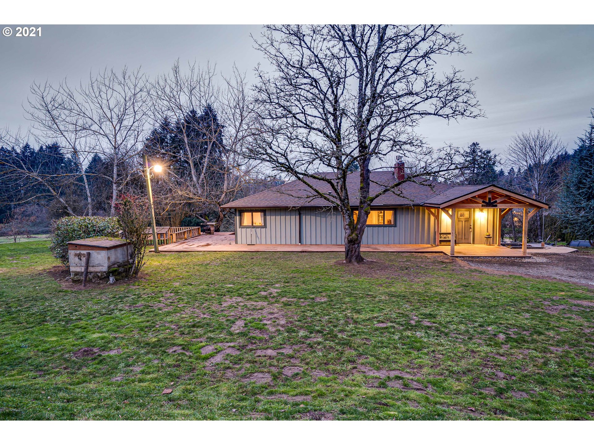 2551 Southeast Territorial Road Canby, OR 97013 - Photo 2 of 32