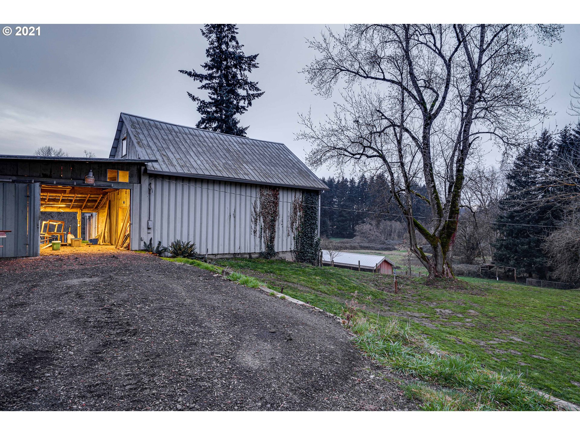 2551 Southeast Territorial Road Canby, OR 97013 - Photo 29 of 32