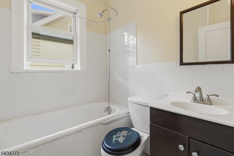 102 Lincoln Street Montclair, NJ 07042 - Photo 17 of 22