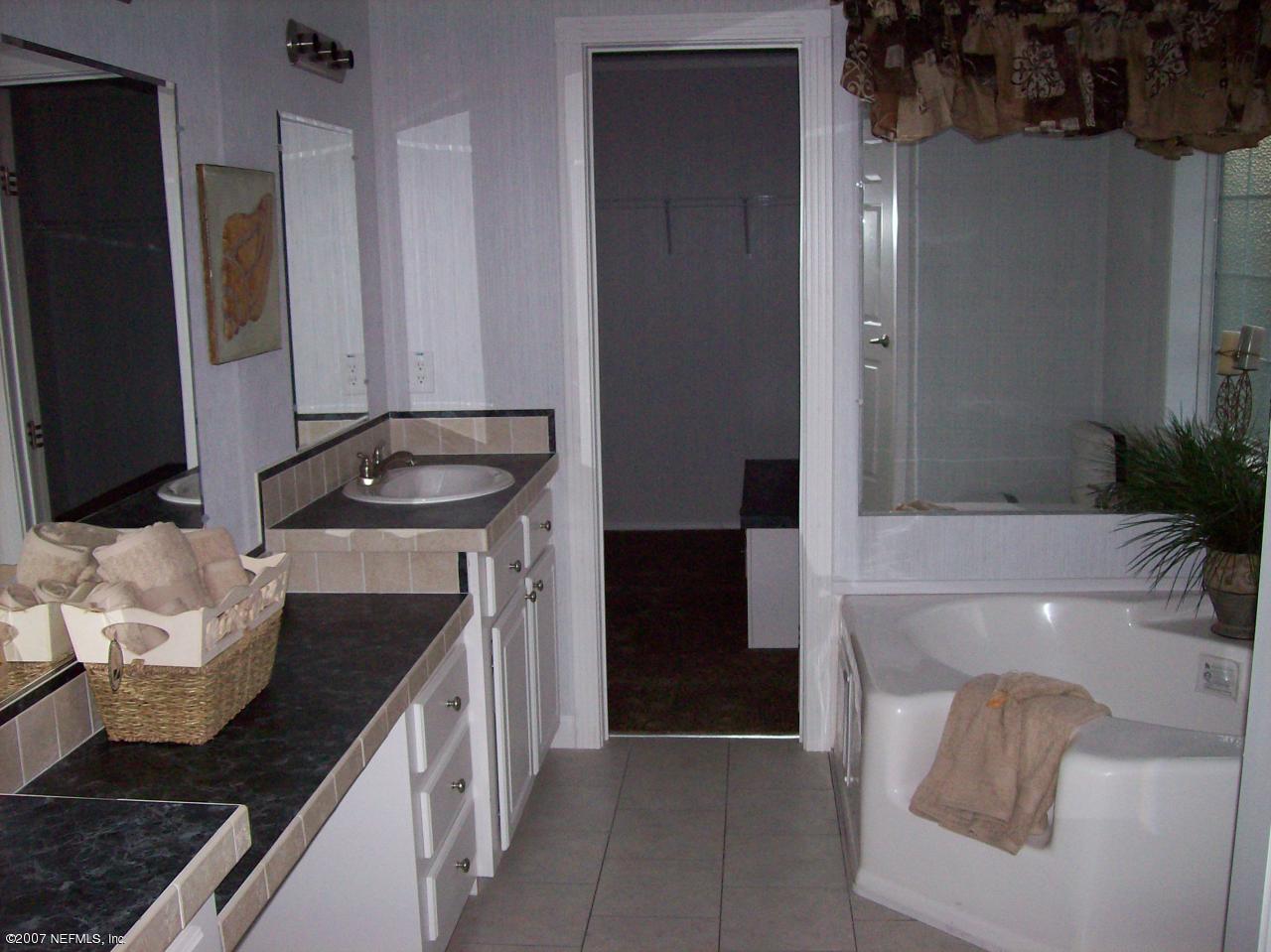 1564 Long Horn Road Middleburg, FL 32068 - Photo 6 of 6 Master Bath