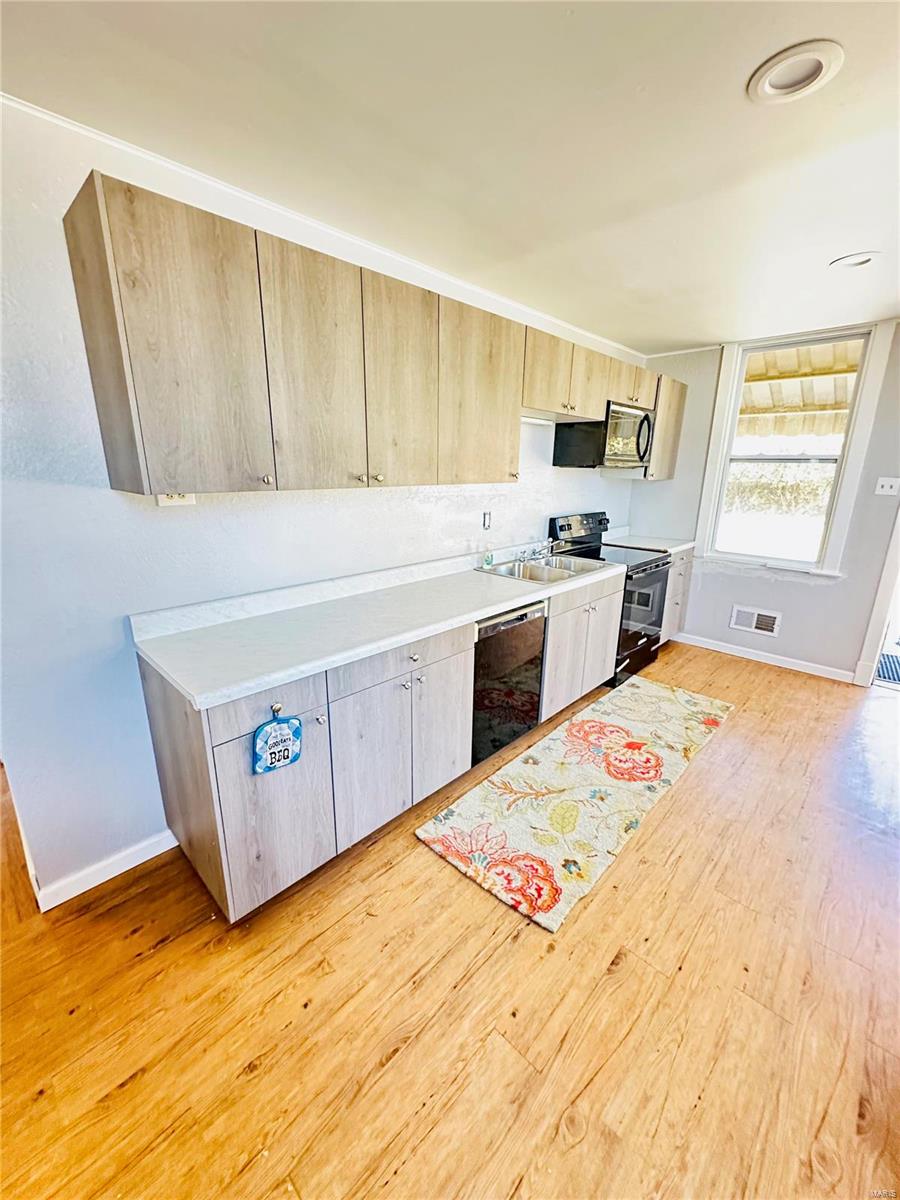 10001 Riverview Drive St. Louis, MO 63137 - Photo 28 of 43