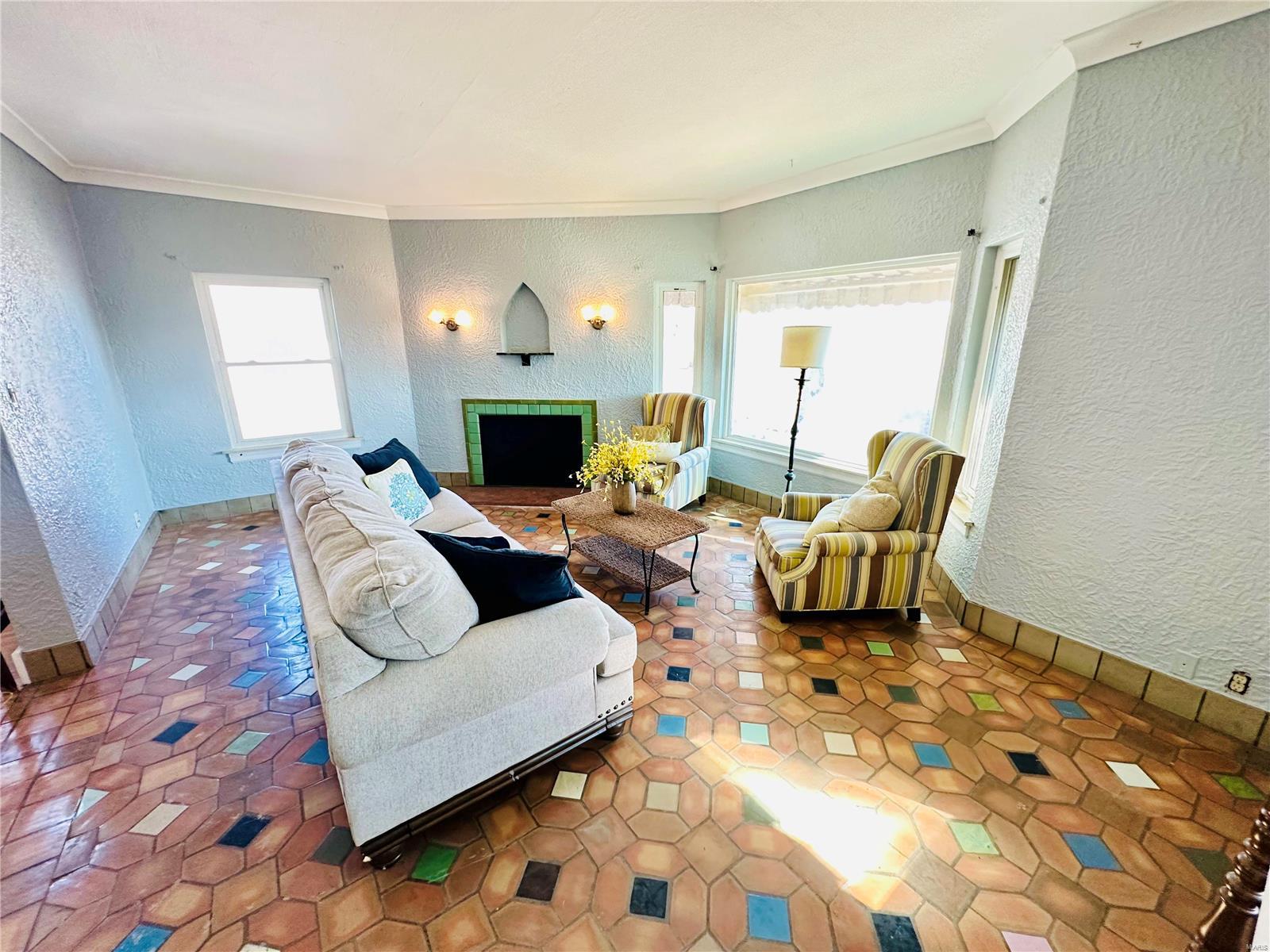 10001 Riverview Drive St. Louis, MO 63137 - Photo 9 of 43