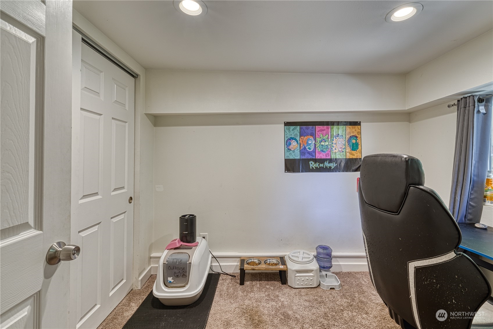 1817 Rocky Point Road Northwest Bremerton, WA 98312 - Photo 16 of 25 Gallery Image 16
