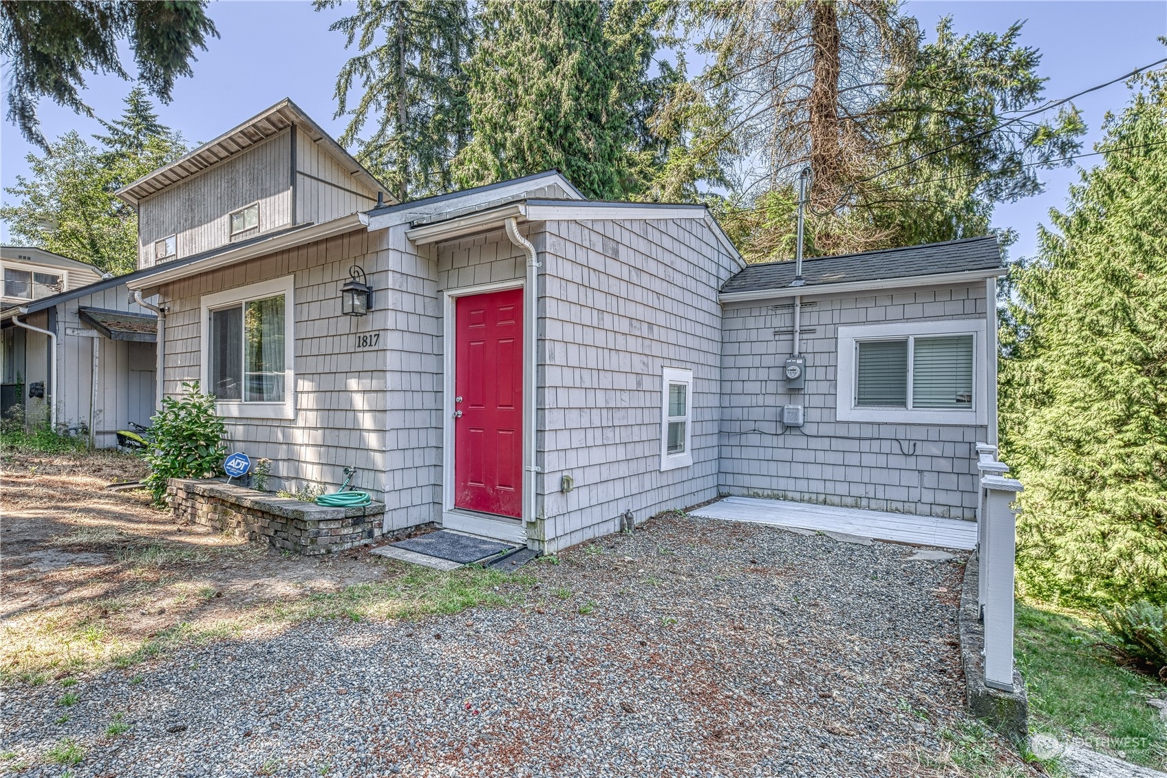 1817 Rocky Point Road Northwest Bremerton, WA 98312 - Photo 2 of 25 Gallery Image 2