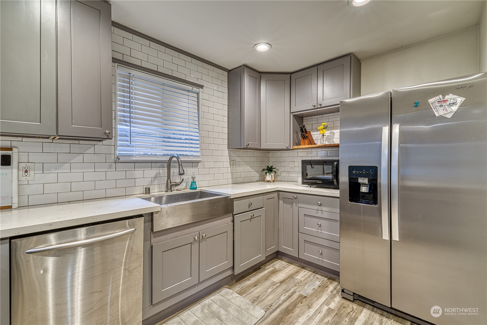 1817 Rocky Point Road Northwest Bremerton, WA 98312 - Photo 6 of 25 Gallery Image 6