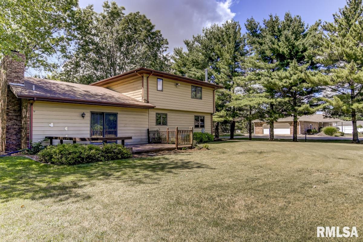3266 Hilltop Road Springfield, IL 62712 - Photo 13 of 43