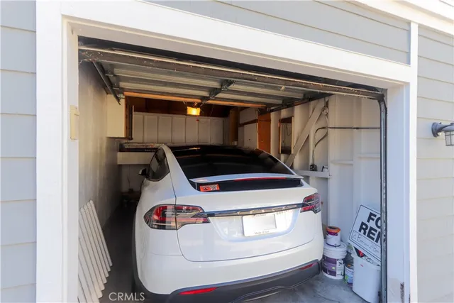 $899,000 | 302 San Nicholas Court, Laguna Beach, CA 92651