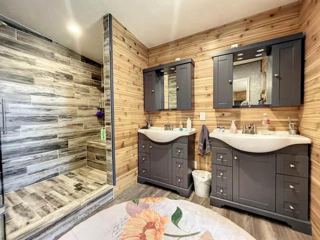 $499,000 | 200 2nd Street, Kaycee, WY 82639