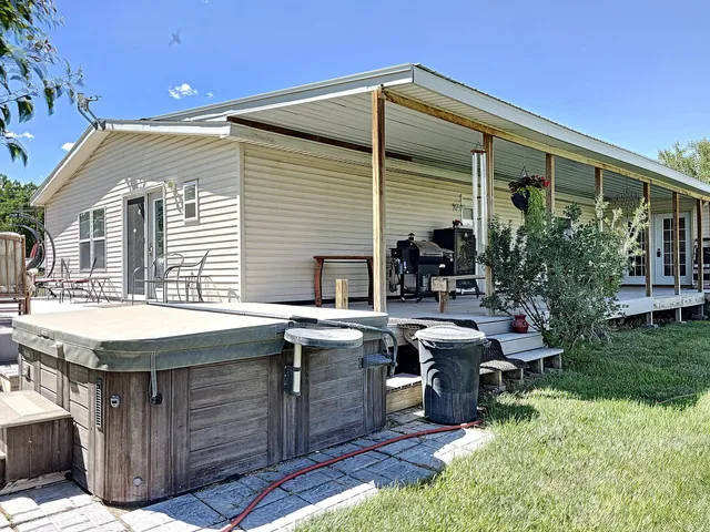 $499,000 | 200 2nd Street, Kaycee, WY 82639