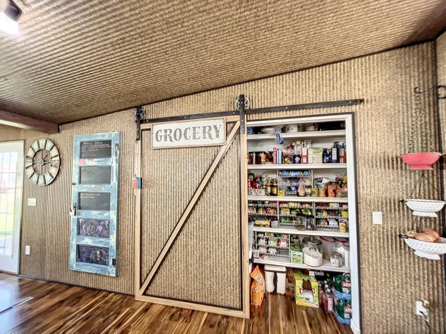 $499,000 | 200 2nd Street, Kaycee, WY 82639