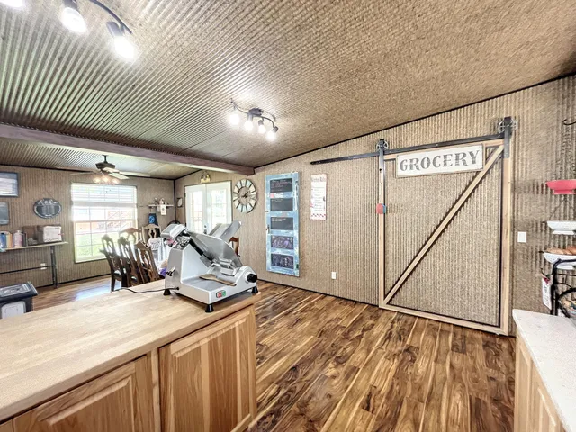 $499,000 | 200 2nd Street, Kaycee, WY 82639