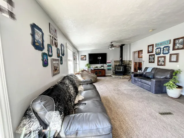 $499,000 | 200 2nd Street, Kaycee, WY 82639