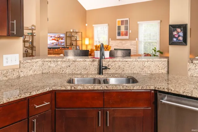 $549,900 | 3138 East Wyndam Court, Bloomington, IN 47401