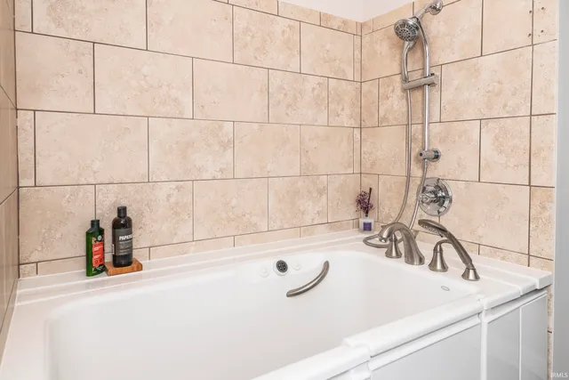 $549,900 | 3138 East Wyndam Court, Bloomington, IN 47401