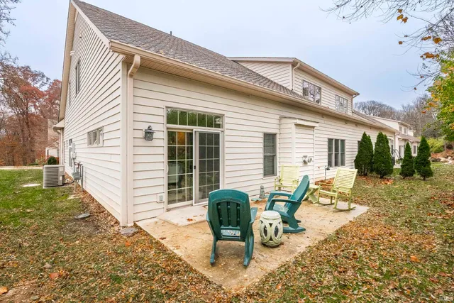 $549,900 | 3138 East Wyndam Court, Bloomington, IN 47401