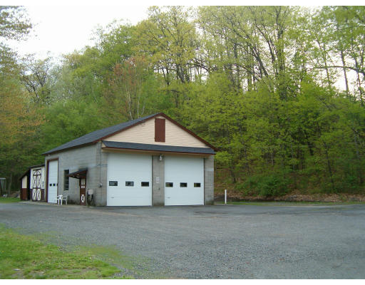 179 Lower Road Deerfield, MA 01342 - Photo 6 of 20 Gallery Image 6