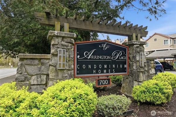 $550,000 | 700 Front Street South, Unit E206, Issaquah, WA 98027
