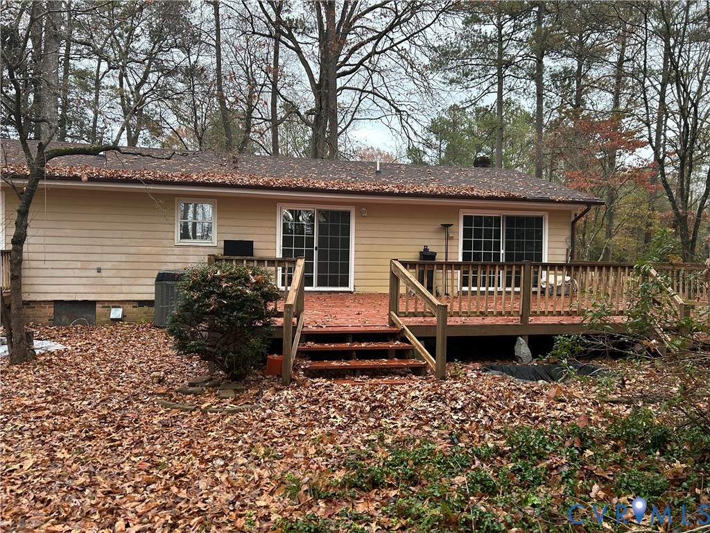 358 Edgar Lane Elberon, VA 23846 - Photo 19 of 22 Huge deck