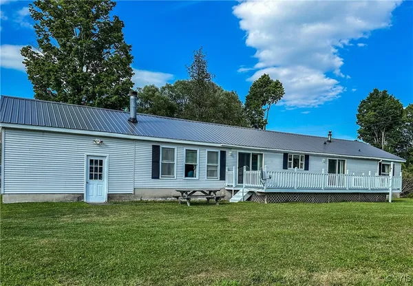 $215,000 | 1969 E Road, Leyden, NY 13309