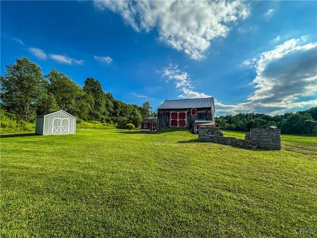 $235,000 | 1969 E Road, Leyden, NY 13309